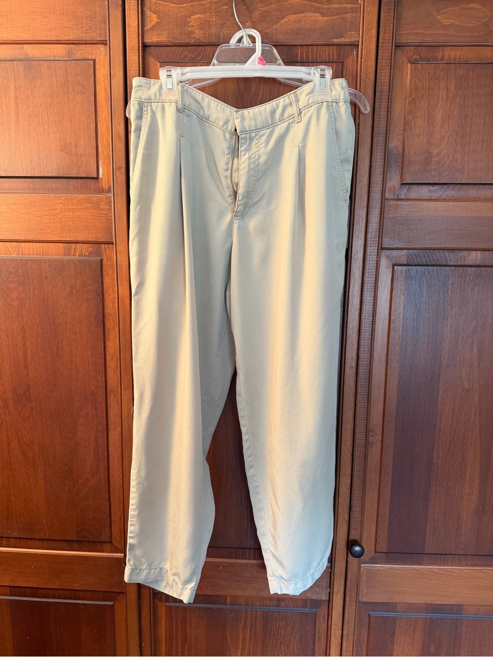 LOFT women’s pleated front slacks Tan size Medium - Picture 3 of 8
